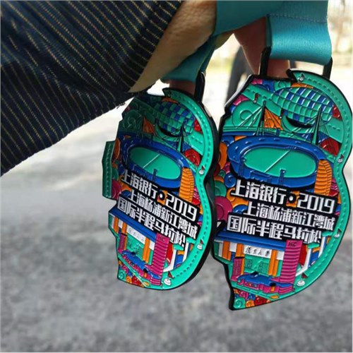 遇見(jiàn)更好的自己 | 萊蒙國(guó)際跑團(tuán)征戰(zhàn)楊浦新江灣半馬